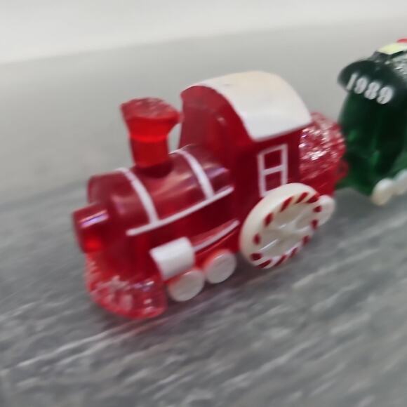 Vintage Hallmark Merry Miniatures Sweet Express Train Set of 2 1988•1989 [139] - Picture 8 of 16
